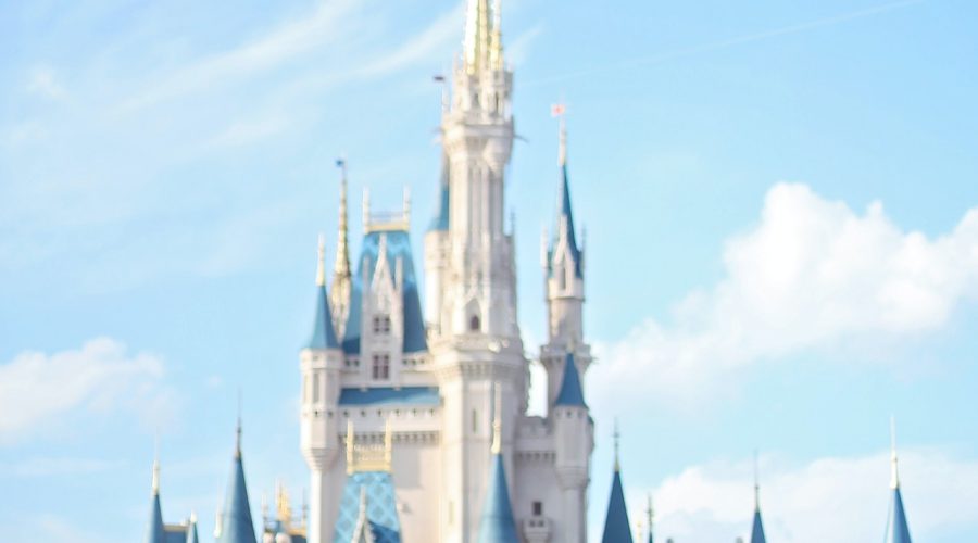 wie is de schrijver van peter pan